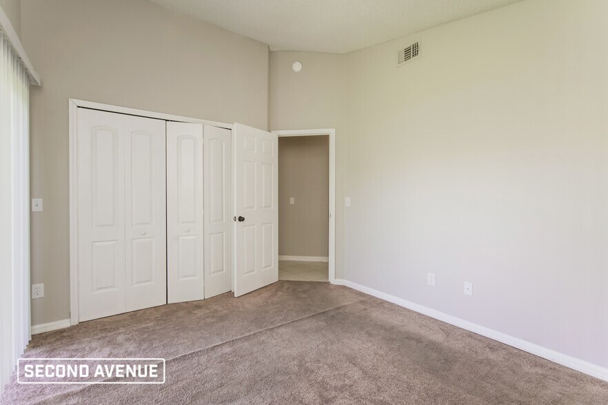 Building Photo - 1914 Teaberry Ct