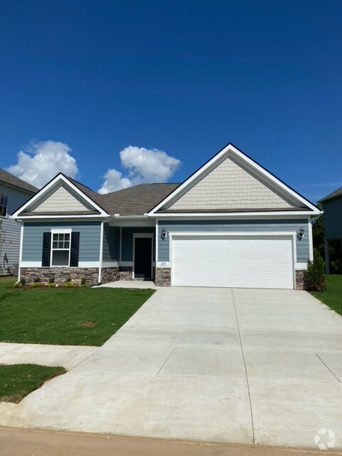 Building Photo - 209 Stonewall Dr