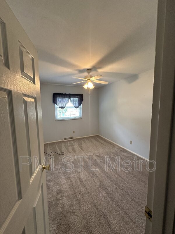 Building Photo - 12511 Sunview Ln