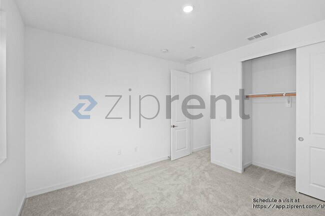 Building Photo - 1747 Tornillo Ave