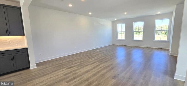 Building Photo - 1726 Blacksmith Wy