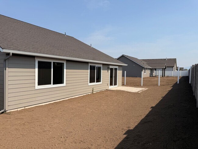 Building Photo - 6204 Ballantree Ln