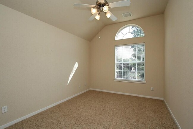 Building Photo - 63 S Archwyck Cir