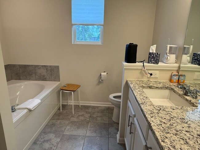 Building Photo - 22478 Woodbridge Ln