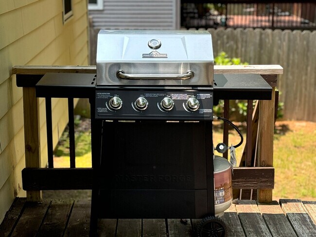 Building Photo - 57 Curt Blvd