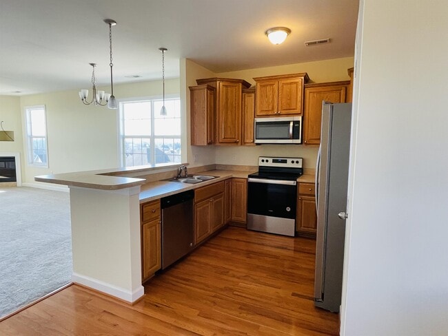Building Photo - 72 Windgate Cir