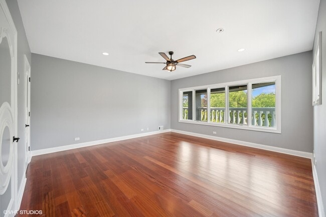 Building Photo - 2305 Tennyson Ln