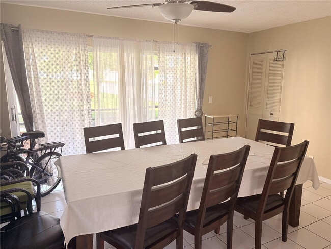 Building Photo - 60 SW 5th Ave