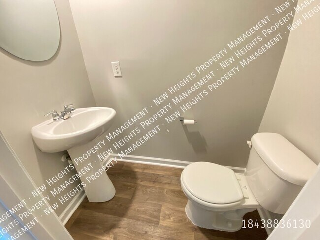 Building Photo - Adorable Townhome in Cane Bay!