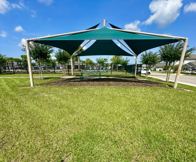 Building Photo - 272 Bergamot Lp
