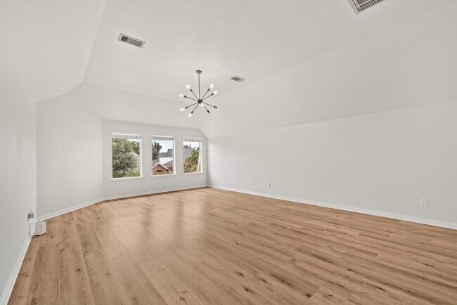 Building Photo - 28410 Stonestead Dr