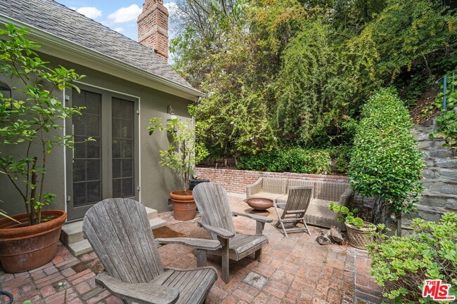 Building Photo - 5630 Spreading Oak Dr