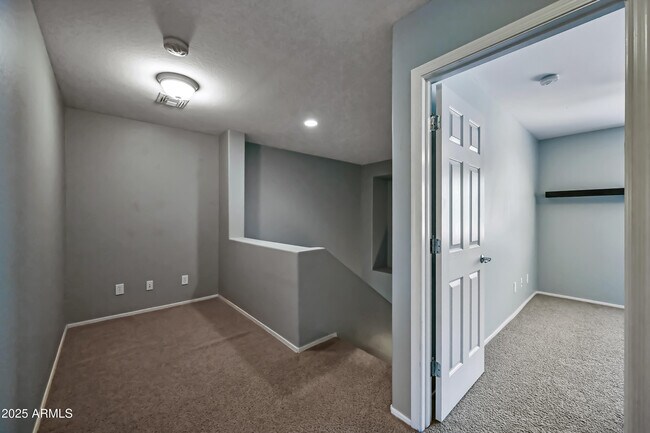 Building Photo - 3732 W Ghost Flower Ct