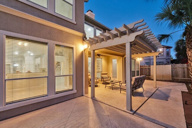 Building Photo - 13511 Indigo Lake