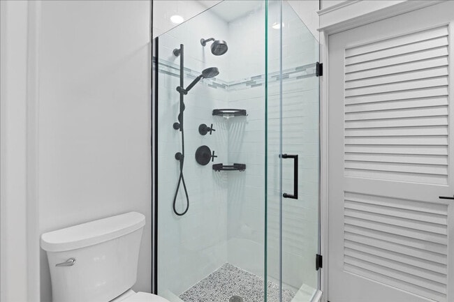 Building Photo - 710 Lighthouse Ave