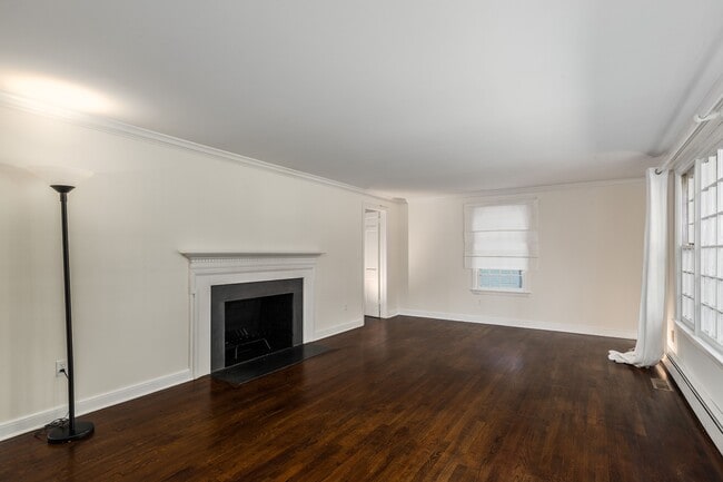 Building Photo - 14 Shoal Point Ln