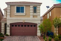Building Photo - LUXURIOUS SPACIOUS HOME WITH MODERN UPGRAD...