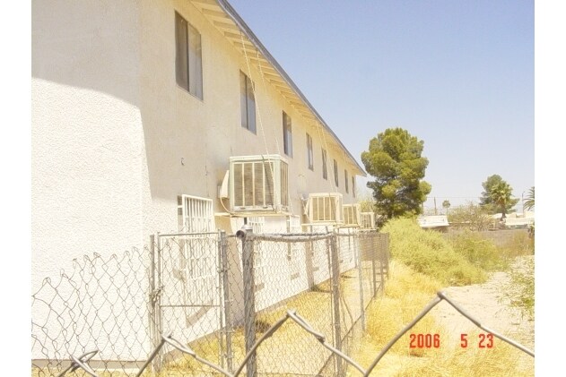 Building Photo - 3511 S 12th Ave