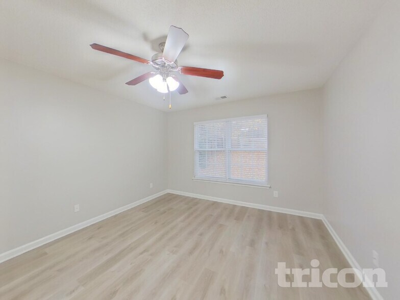 Building Photo - 1217 Aderley Oak Dr