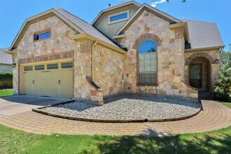 Building Photo - 4006 Gloucester Dr