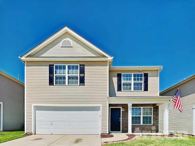 Building Photo - 1790 Eastway Dr