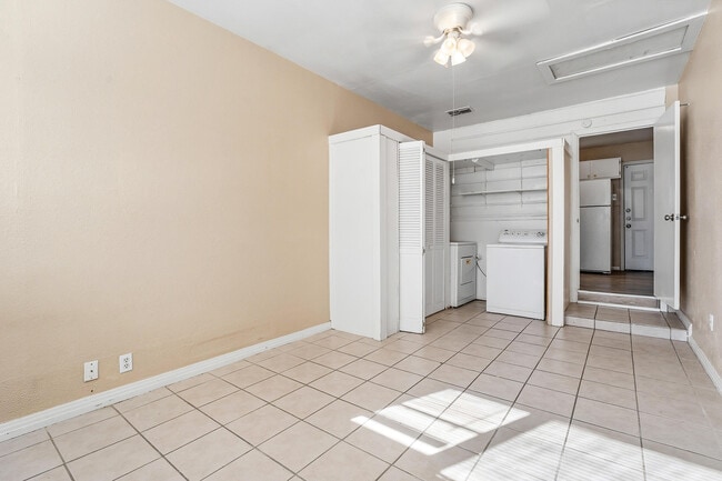 Building Photo - 3714 25th St