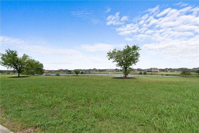 Building Photo - 213 Bremen St