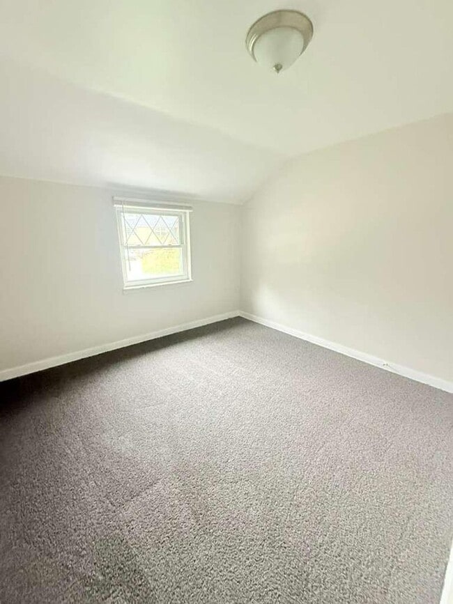 Building Photo - Beautifully remodeled 2-bedroom, 1 1/2-bath home in a Penn Hills neighborhood.