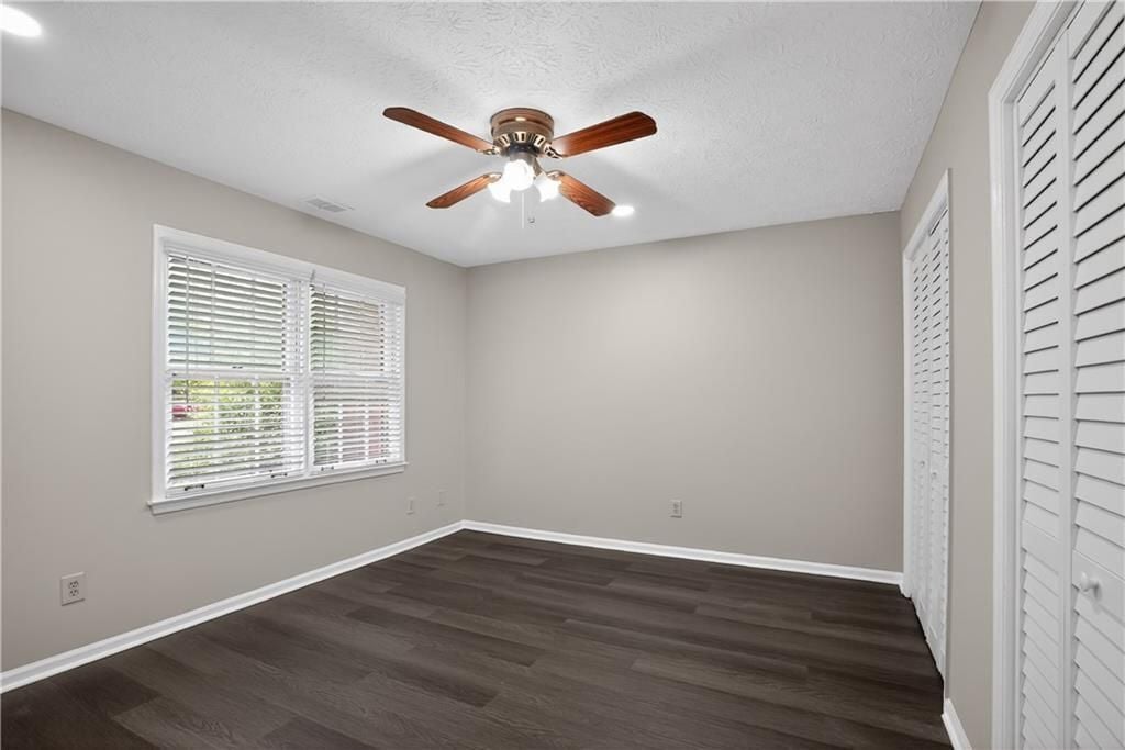 Building Photo - 105 Glen Acres Ct