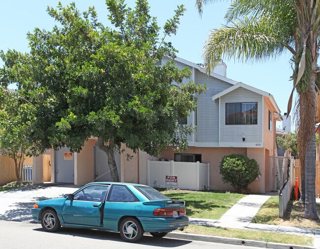 Building Photo - 4232 Chamoune Ave