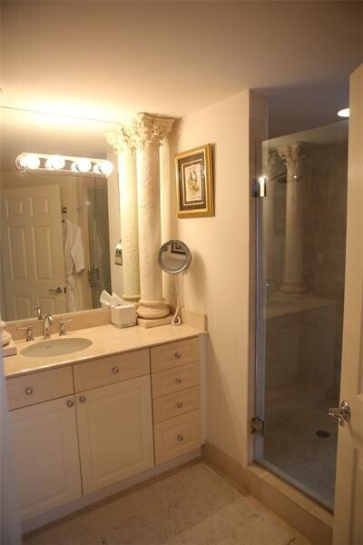 Building Photo - 3200 N Ocean Blvd