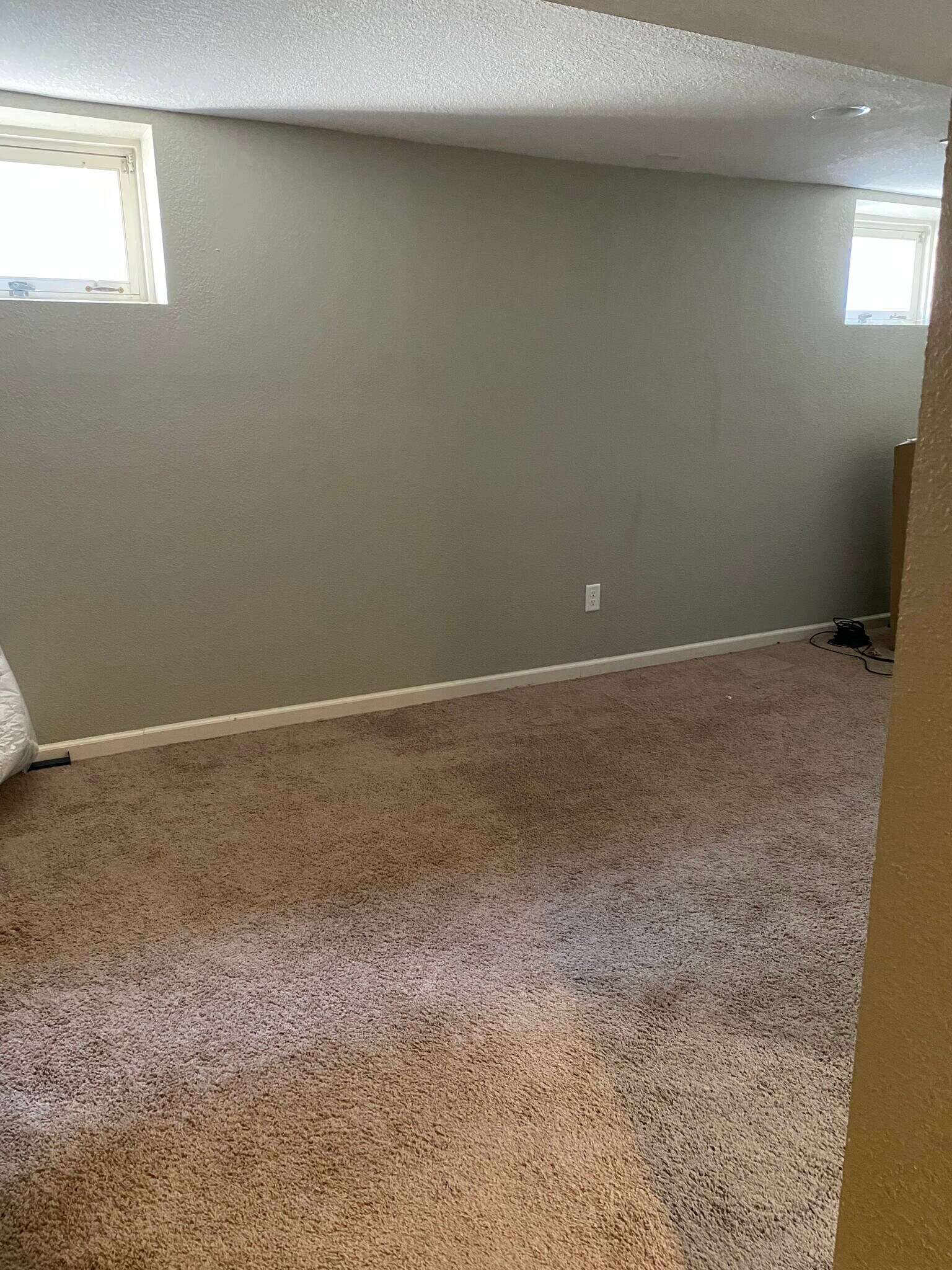 Building Photo - 3318 Tyler St NE