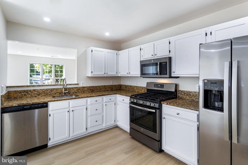 Building Photo - 13853 Crosstie Dr
