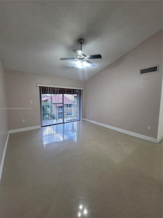 Building Photo - 15610 SW 80th St
