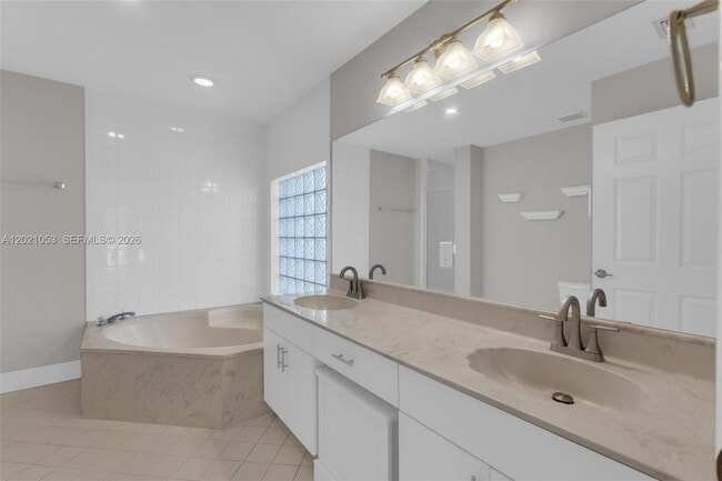 Building Photo - 10635 NW 54th St