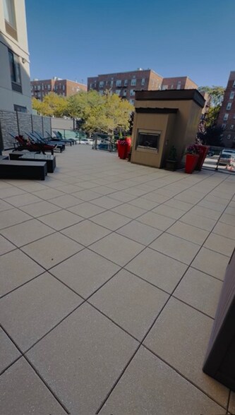 Building Photo - 64-05 Yellowstone Blvd