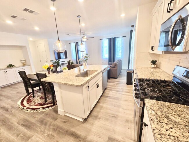 Building Photo - Elegant & Functional – Your Spring Lake Dream Home Awaits