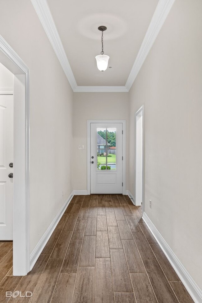 Building Photo - Check Out this 3 bed 2 bath in Shreveport