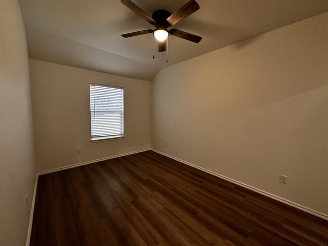 Building Photo - 11501 Mackenzie Wy