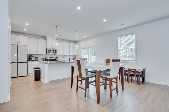 Building Photo - Harlem Beauty!