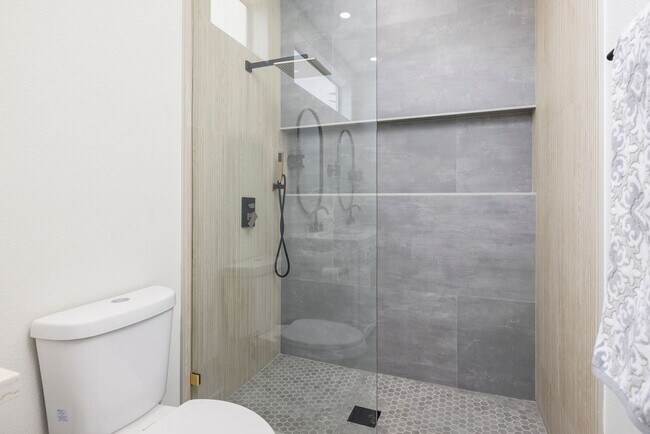 Building Photo - Highly Upgraded 55 + Community in Summerlin