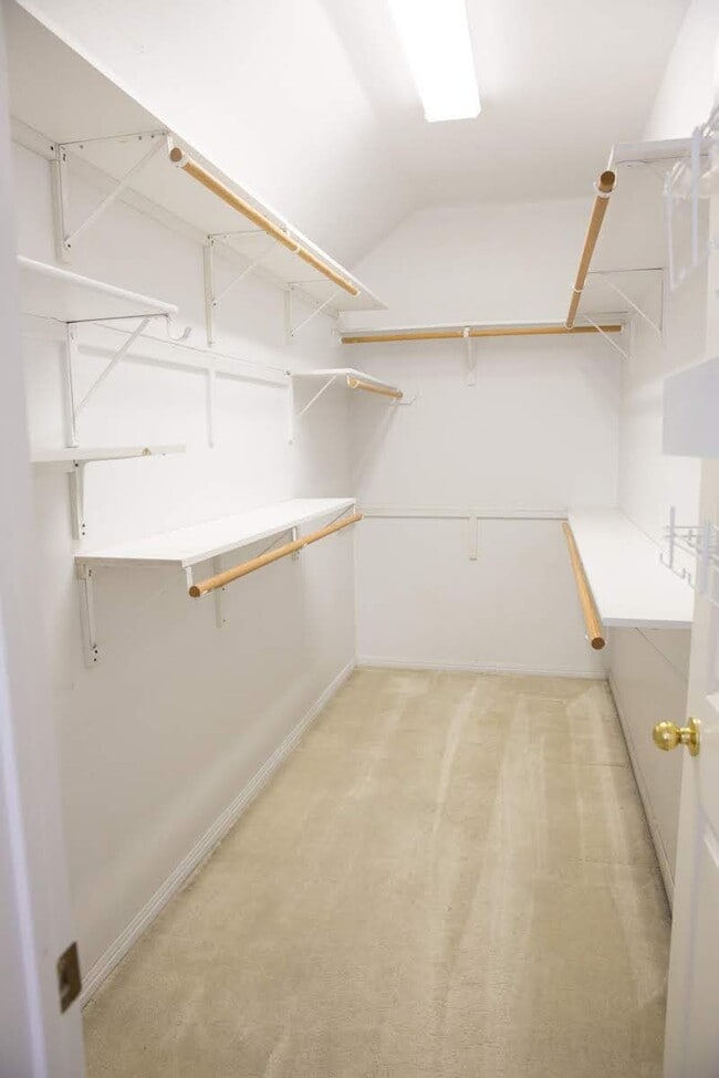 Building Photo - 1801 Dapplegrey Ln