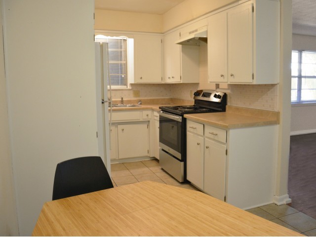 2 Bedroom - The Courtyard on Walnut