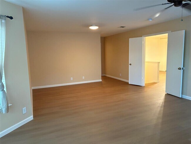 Building Photo - 88 Elm Hill Ct