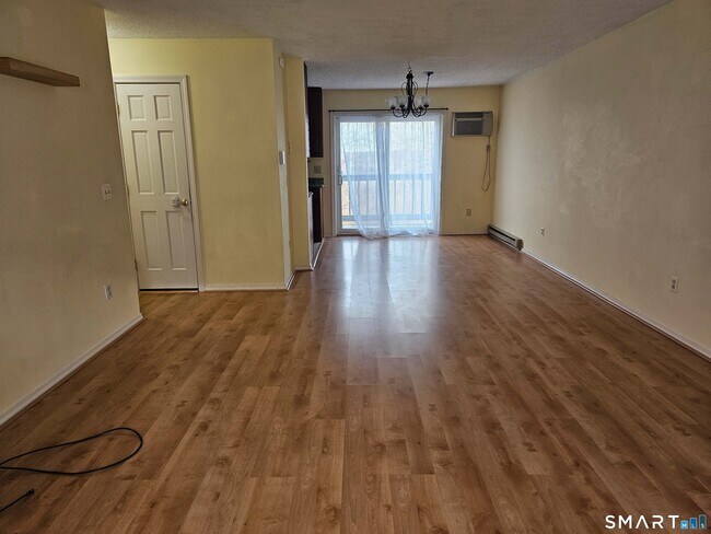 Building Photo - 151 Shelter Rock Rd