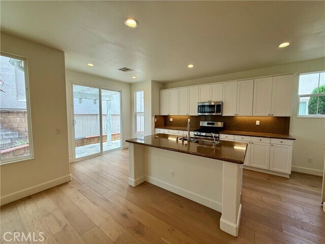 Building Photo - 50 Arborwood
