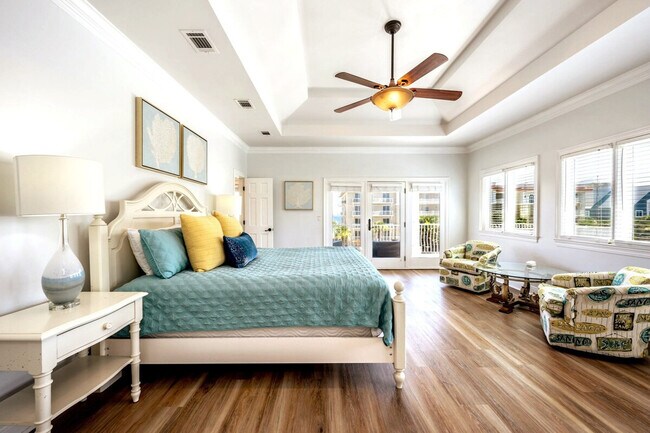 Building Photo - 2825 Scenic Hwy 98