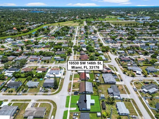 Building Photo - 10530 SW 146th St
