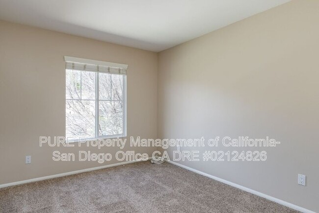 Building Photo - 44090 Terraza Ct