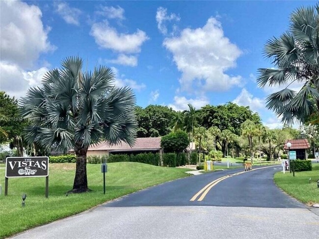 Building Photo - 21362 Juego Cir